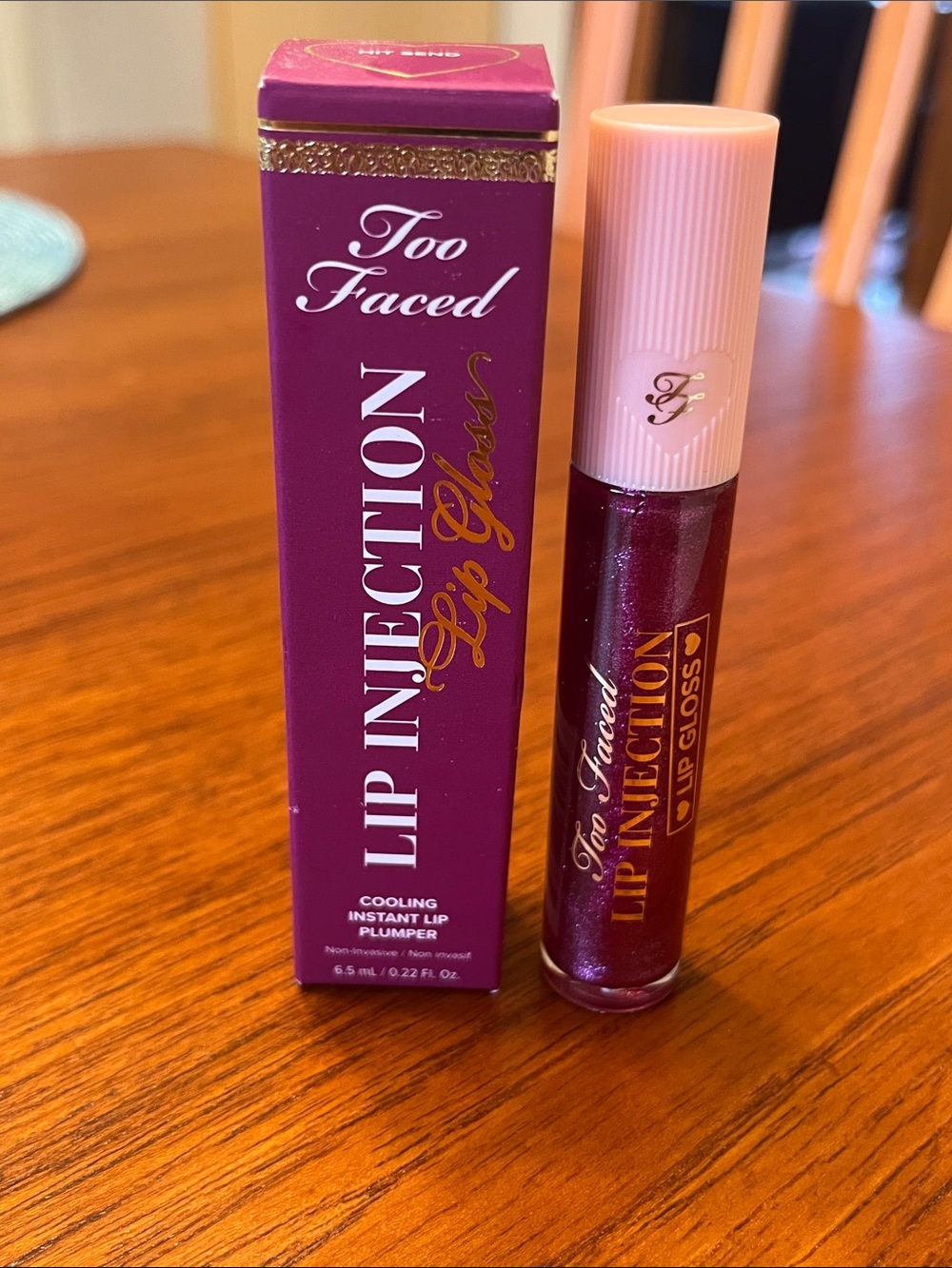 Too Faced Lip Injection Lip Gloss - HIT SEND